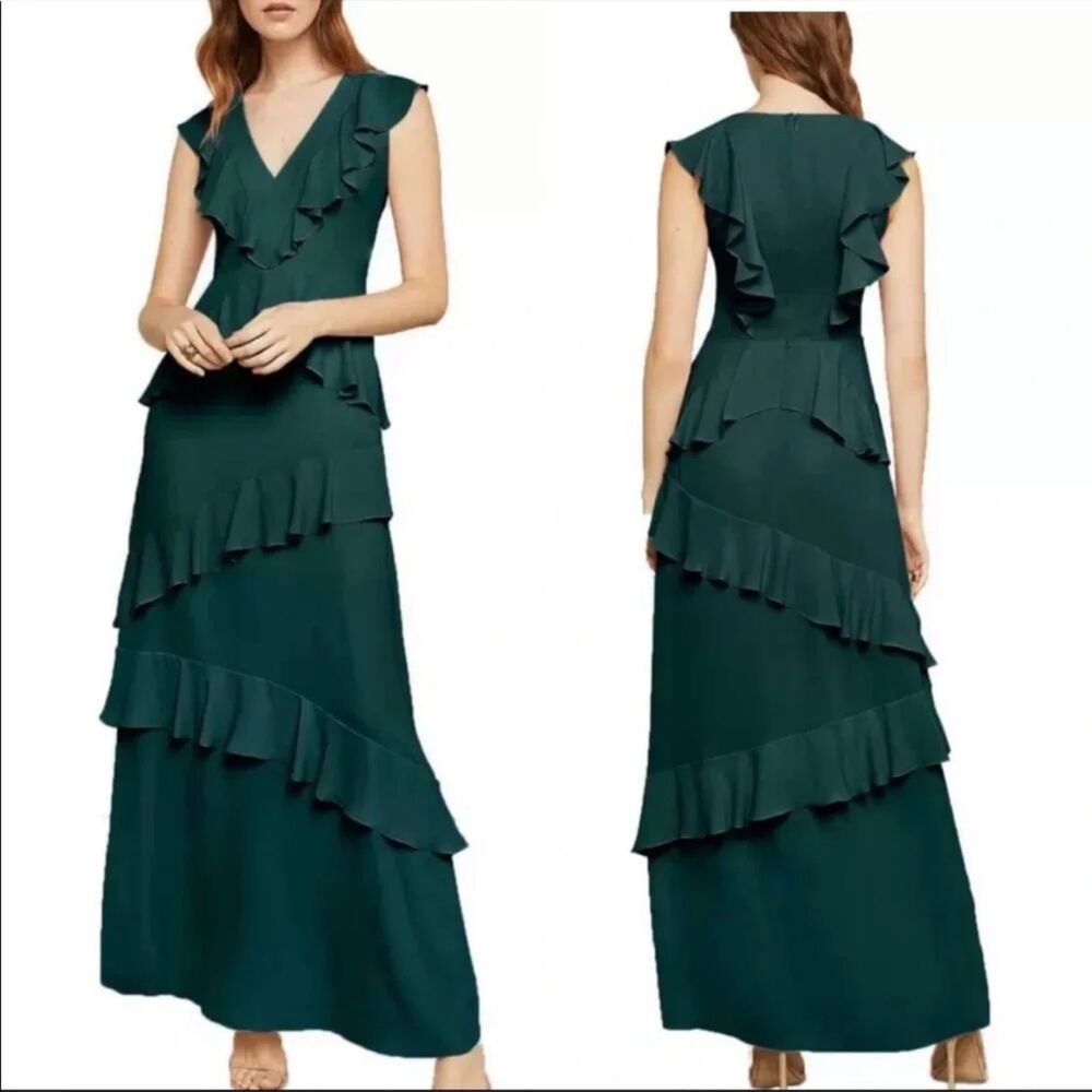 BCBGMaxAzria Ruffled Deep V-Neck Gown. Size 8